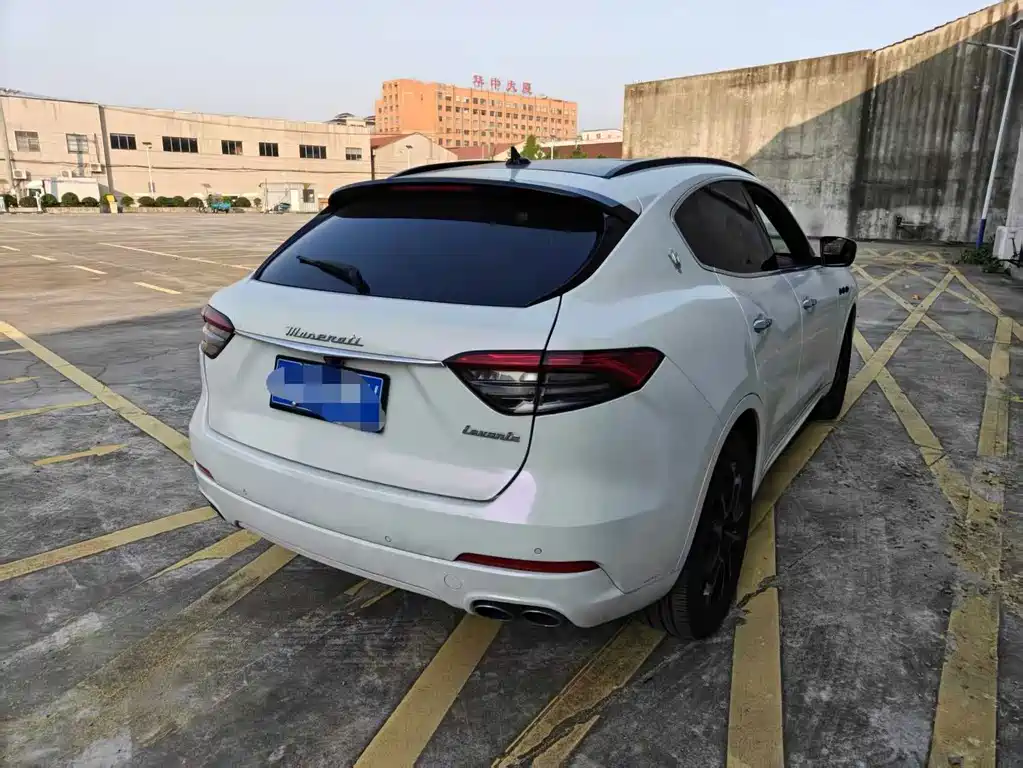 Maserati Levante — фотографии объявления, Фото 9