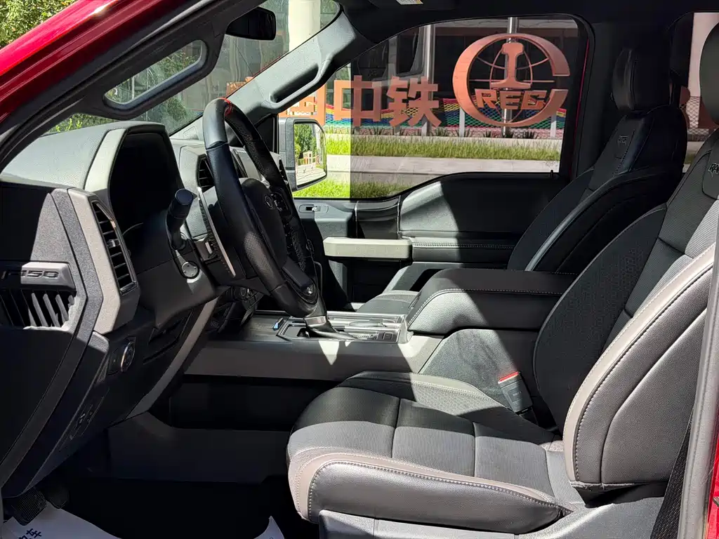 Ford F-150 Raptor — миниатюра 5