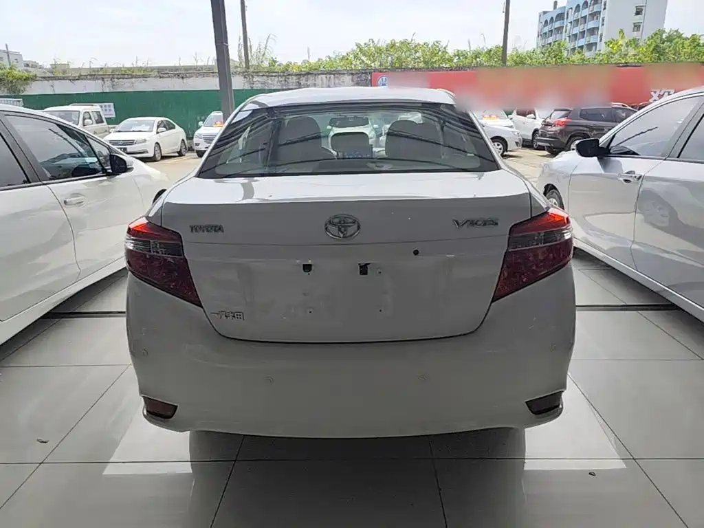 Toyota Vios — миниатюра 6