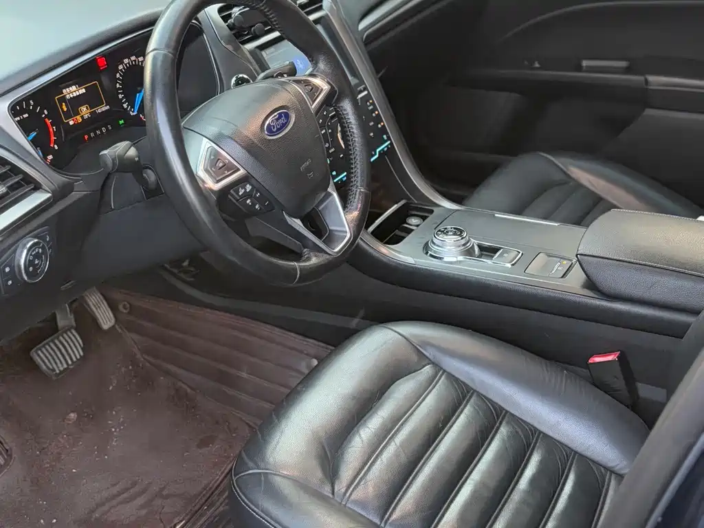Ford Mondeo — миниатюра 8