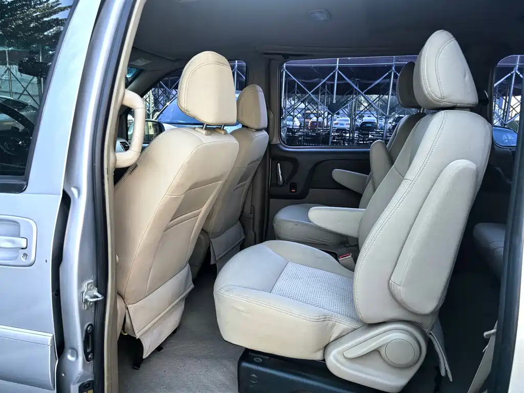 Buick GL8 — миниатюра 11