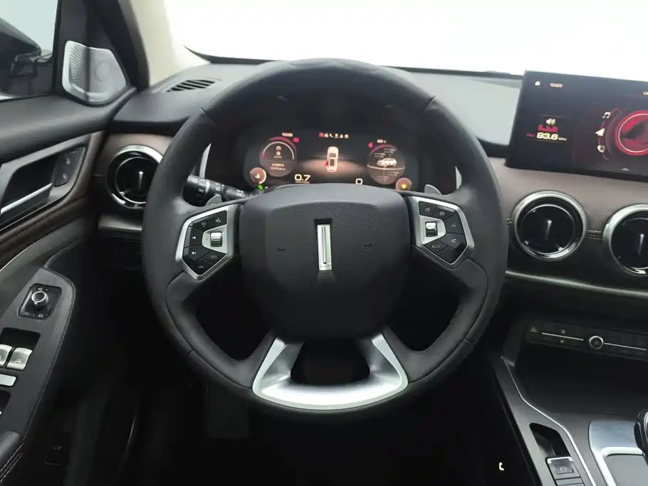 Wey Wey VV6 — миниатюра 15