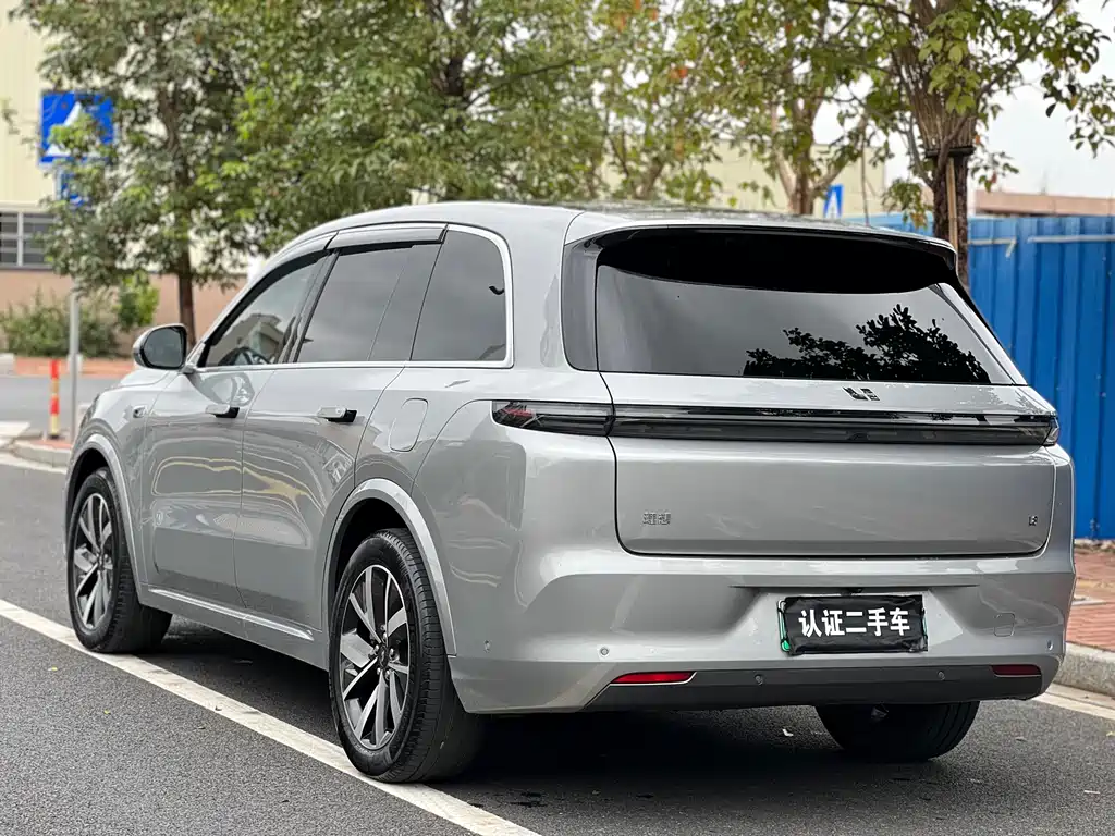 Li Auto IDEAL L8