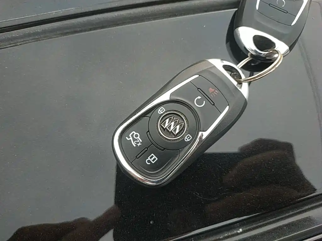 Buick LaCrosse — миниатюра 9