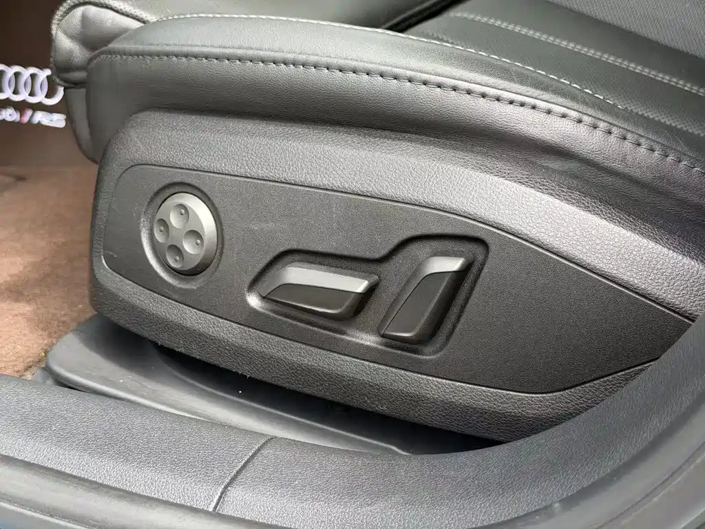 Audi A4L — миниатюра 19