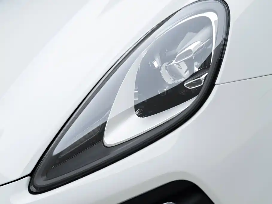 Porsche Cayenne — миниатюра 5