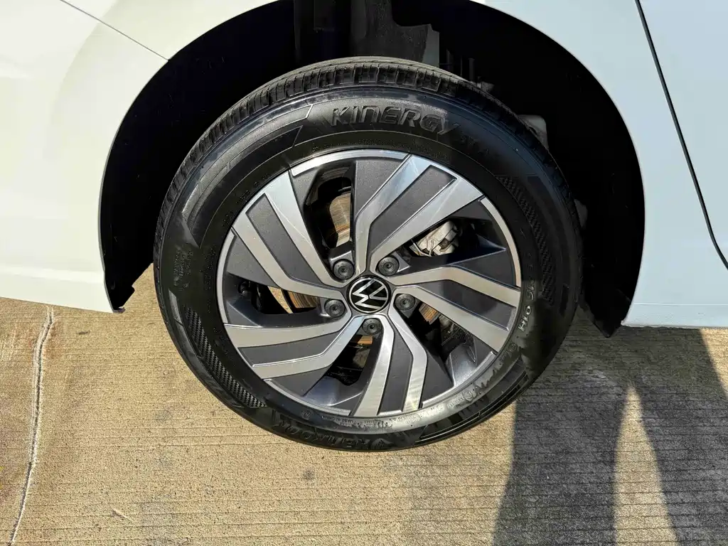 Volkswagen Bora — миниатюра 9