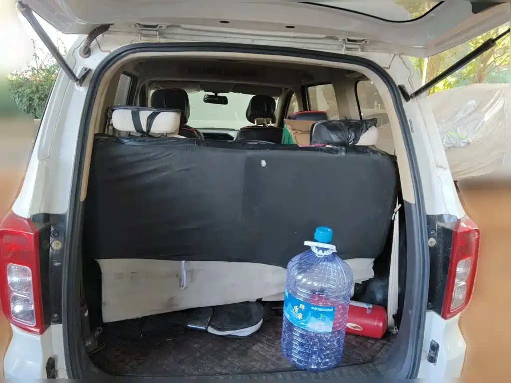 Wuling Hongguang — миниатюра 15