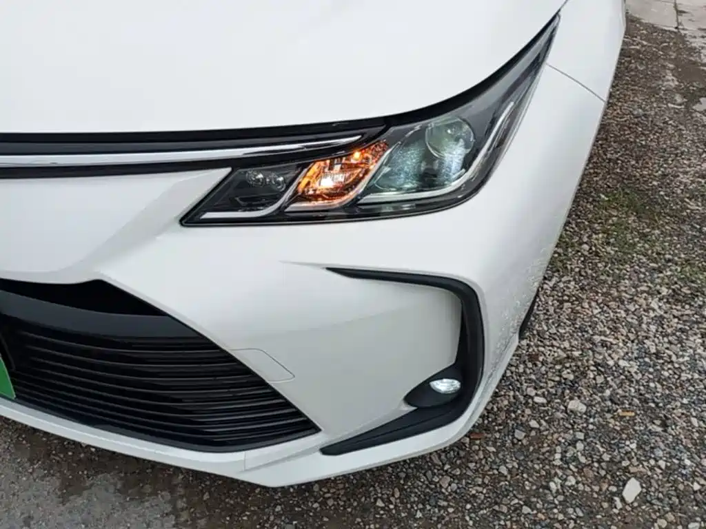 Toyota Corolla — миниатюра 24