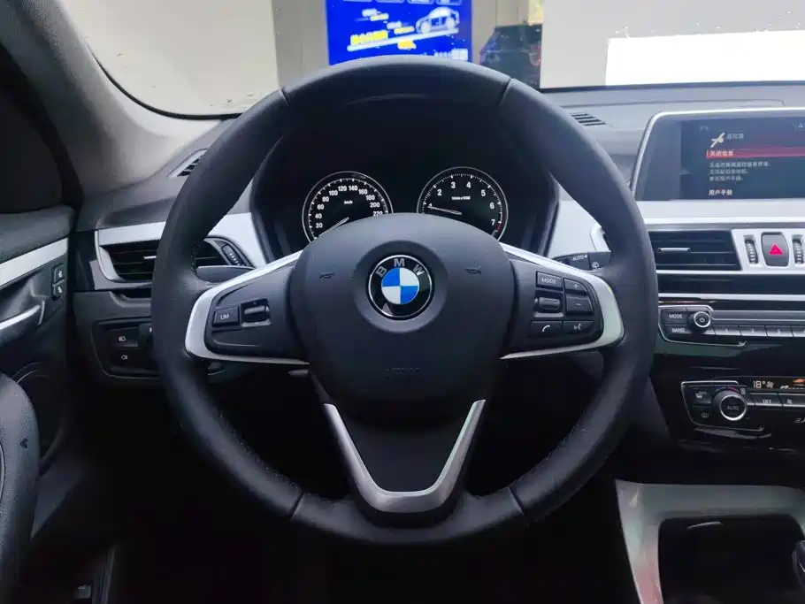 BMW X1 — миниатюра 15