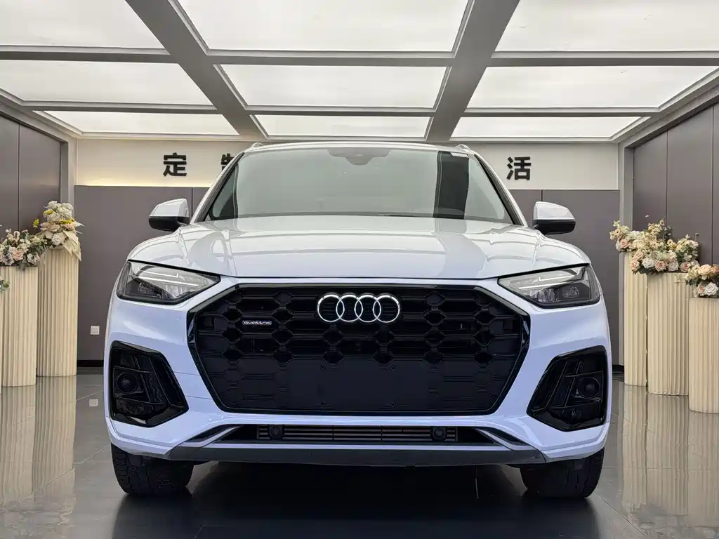 Audi Q5L — миниатюра 2