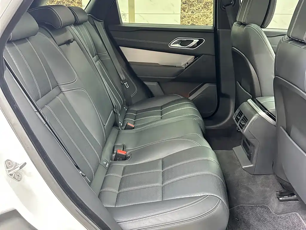 Land Rover Velar — миниатюра 11