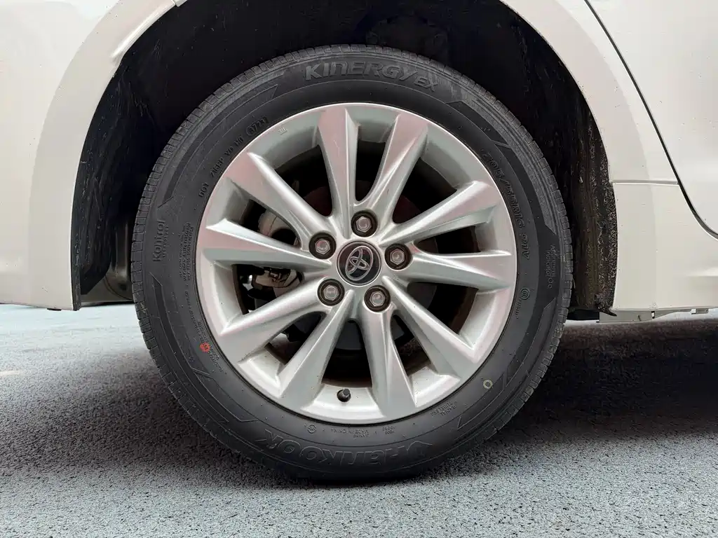 Toyota Corolla — миниатюра 20