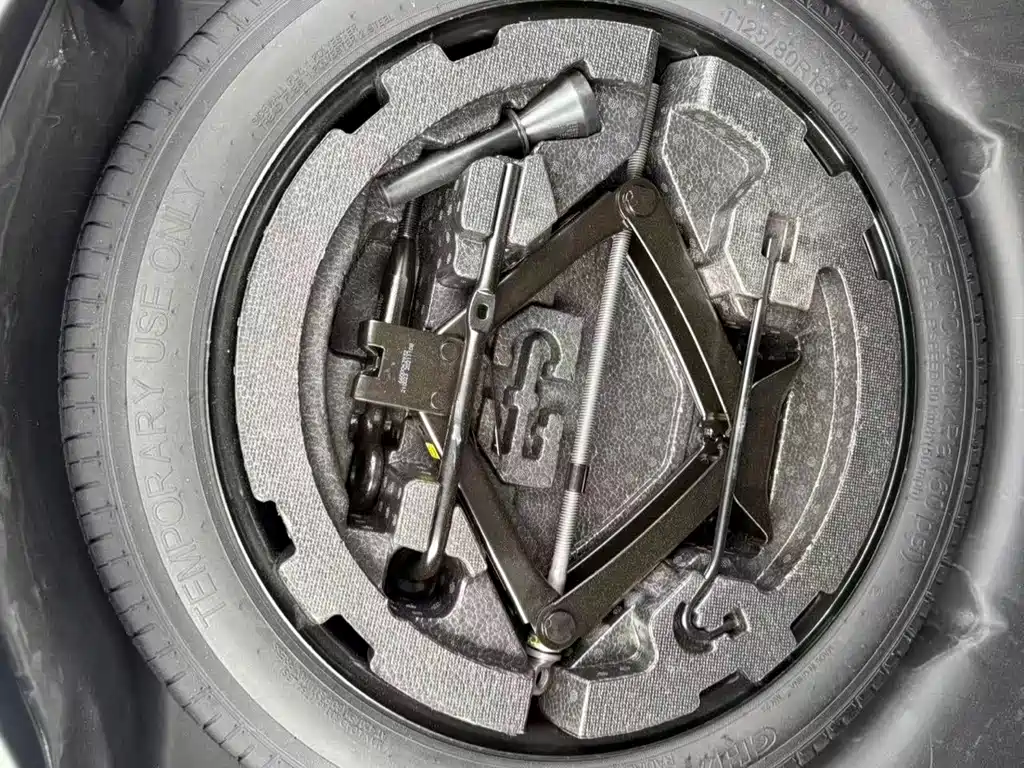 Lynk & Co 01 — миниатюра 21