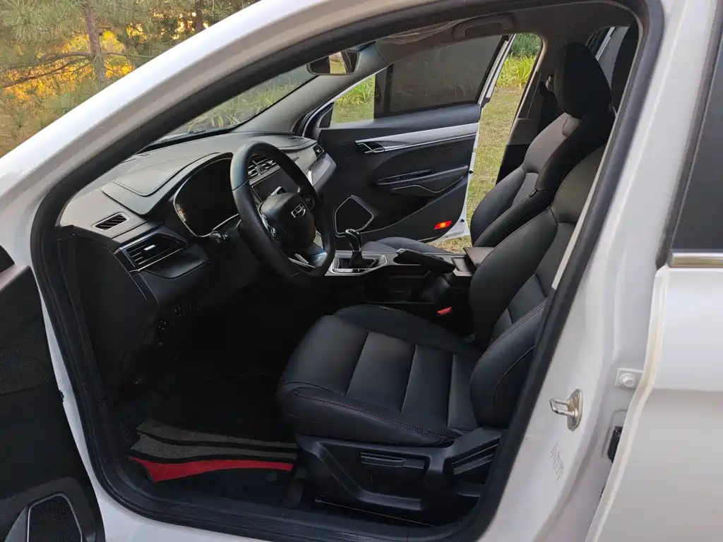 Geely Binrui — миниатюра 10
