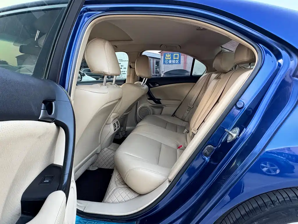 Honda Spirior — миниатюра 8