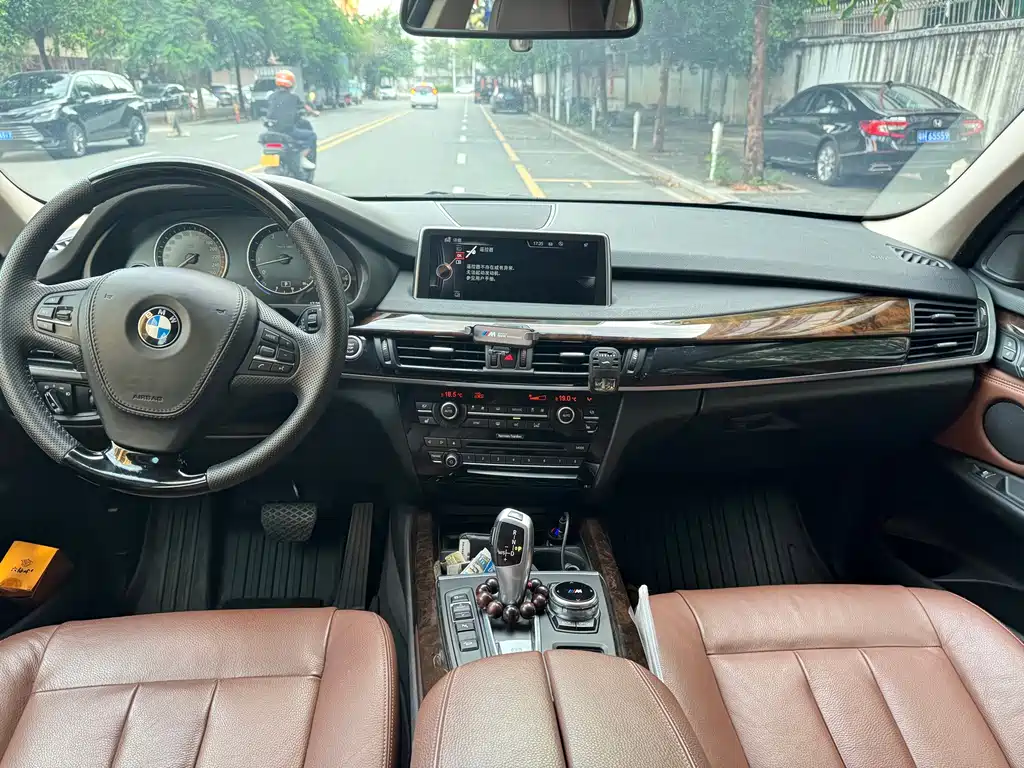 BMW X5 (Import) — миниатюра 8