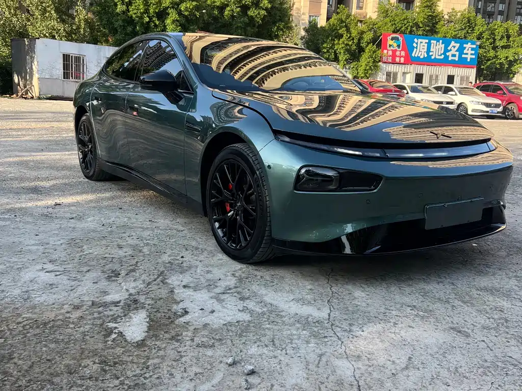 XPeng P7 — миниатюра 2