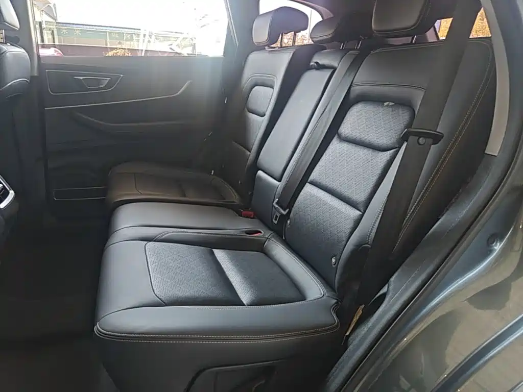 Chery Tiggo 8 — миниатюра 13