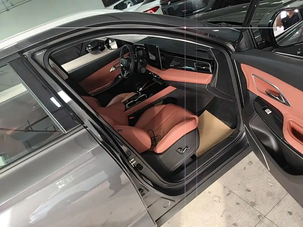 Changan CS75 — миниатюра 9