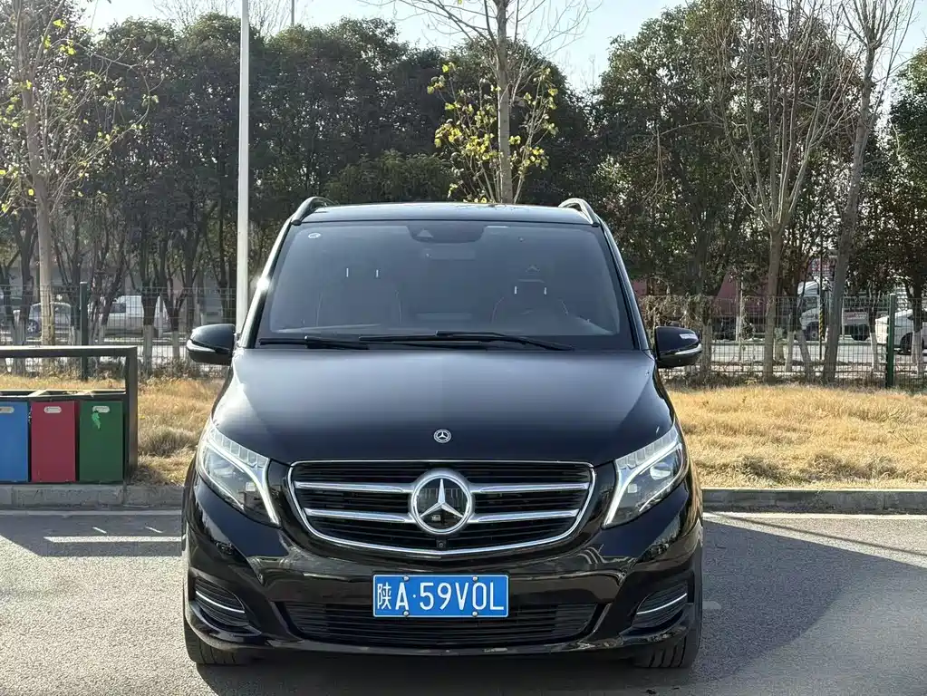 MERCEDES-BENZ V CLASS