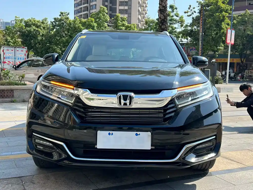 HONDA CROWN ROAD