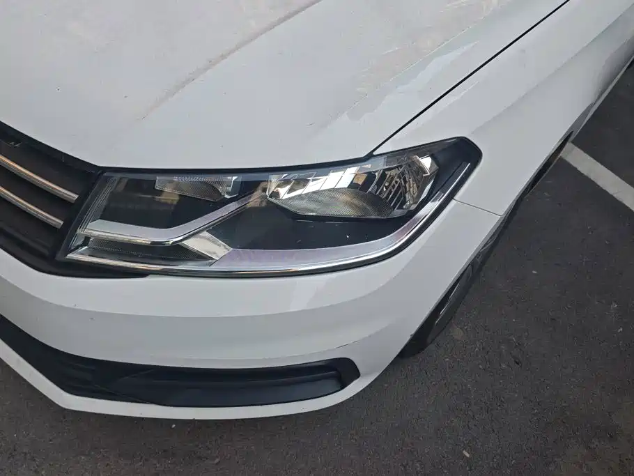 Volkswagen Santana — миниатюра 5