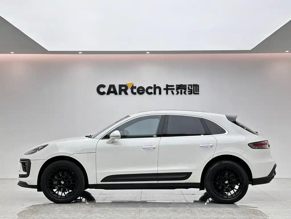 Porsche Macan — миниатюра 2