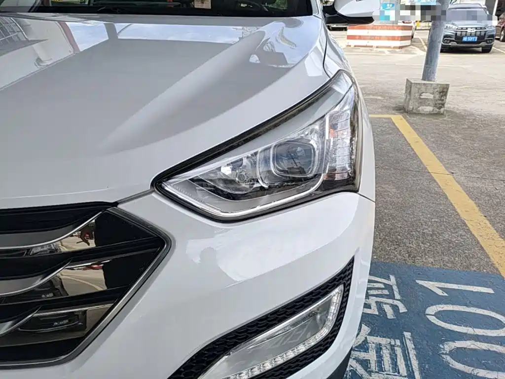 Hyundai Santa Fe — миниатюра 24