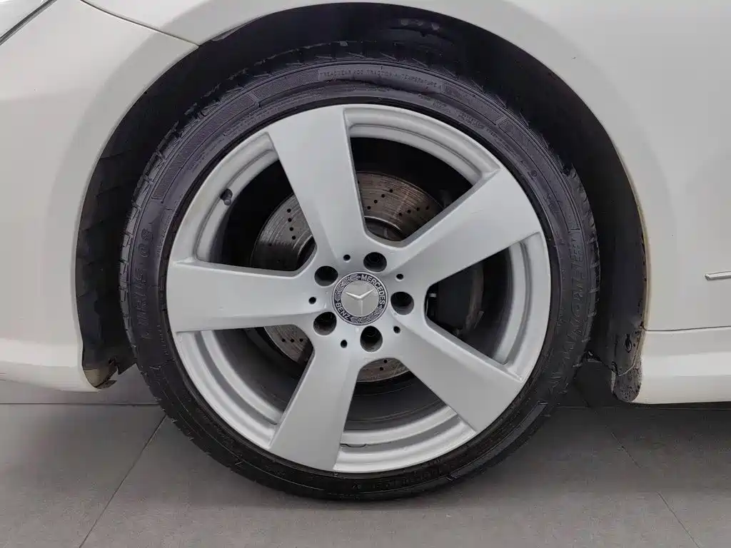 Mercedes-Benz E-Class (Import) — миниатюра 17