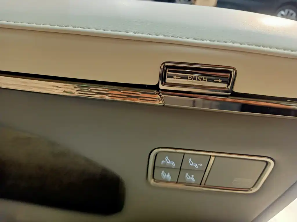 ZEEKR EXTREME KRYPTON 009