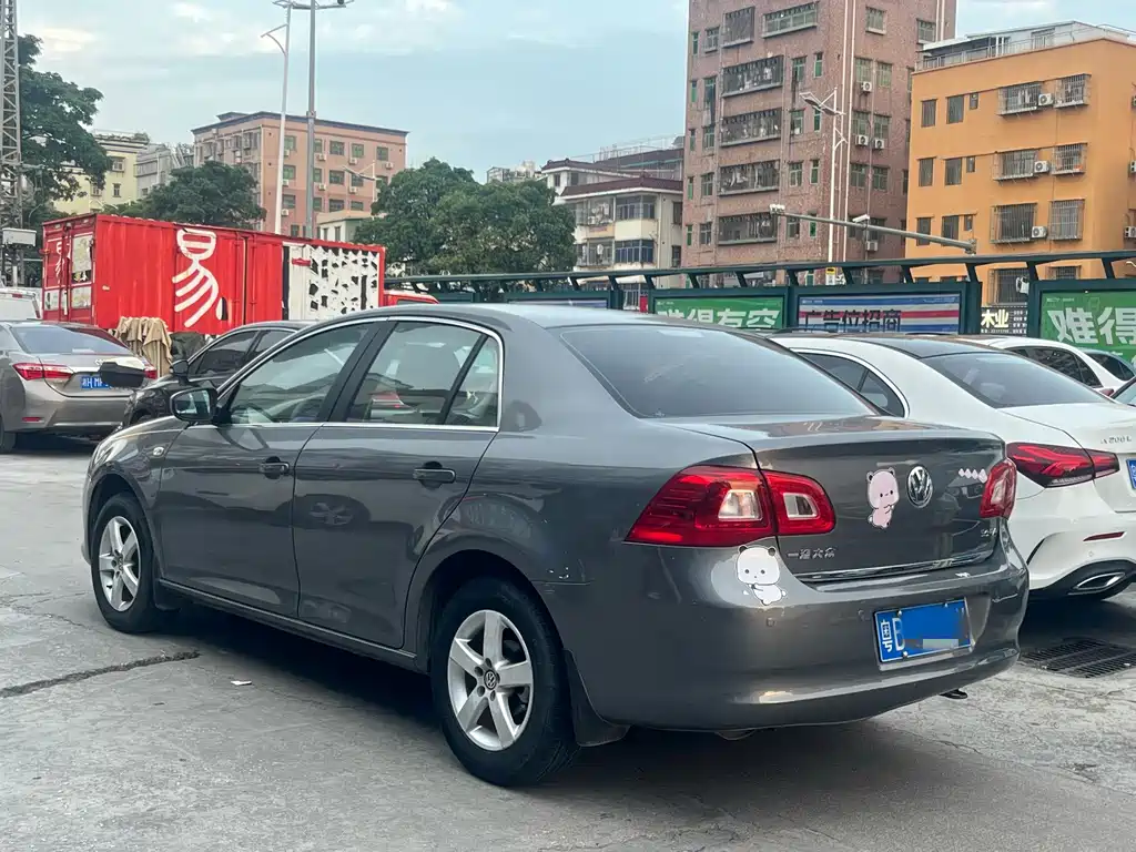 Volkswagen Bora — миниатюра 4