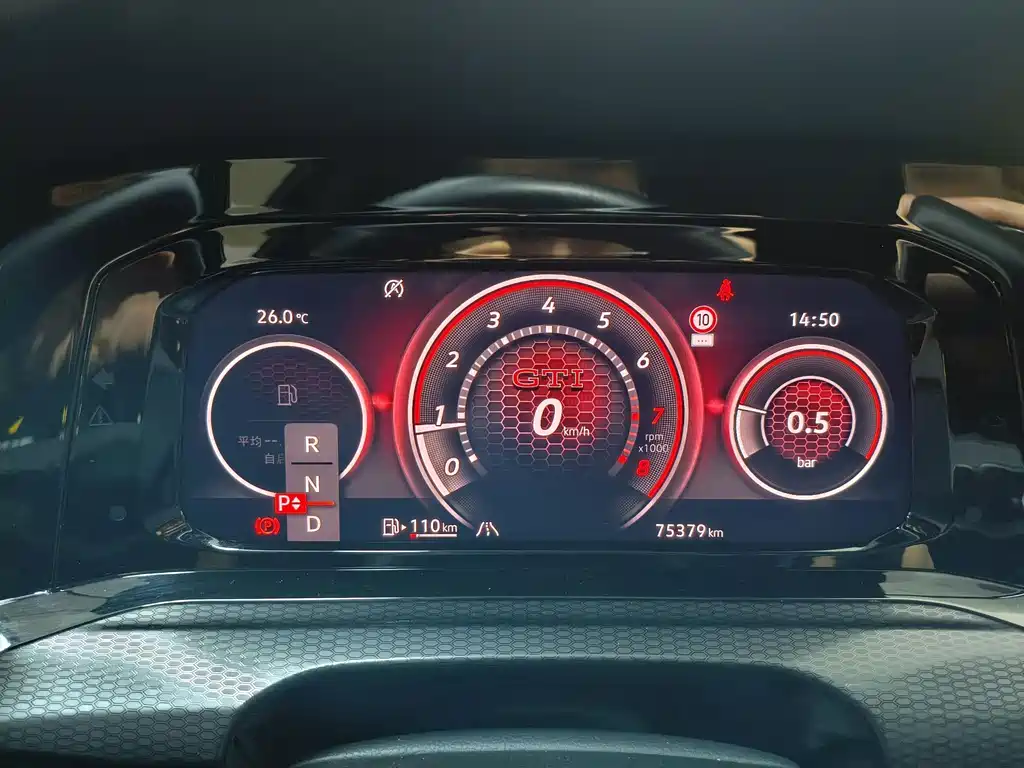 Volkswagen Golf GTI — миниатюра 13