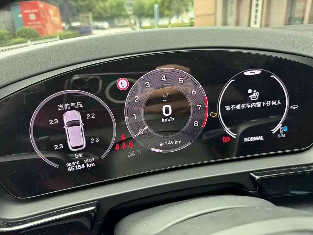 Porsche Cayenne — миниатюра 9