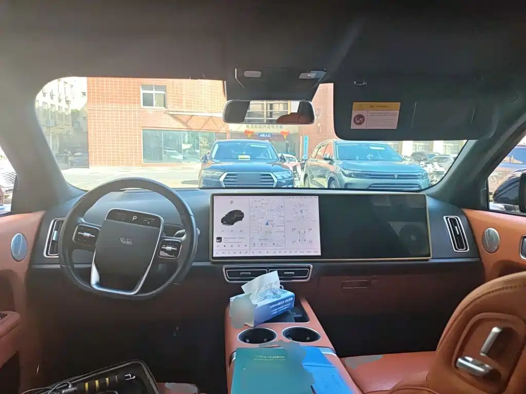 Li Auto Li L8 — миниатюра 5