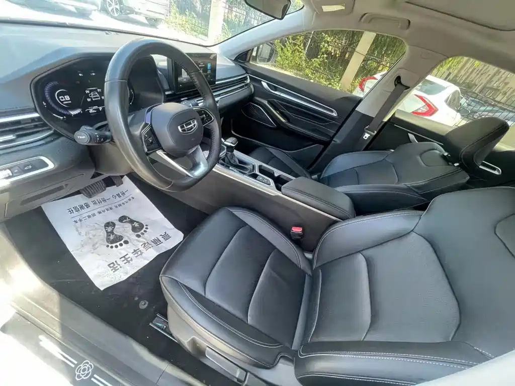 Geely Emgrand — миниатюра 5