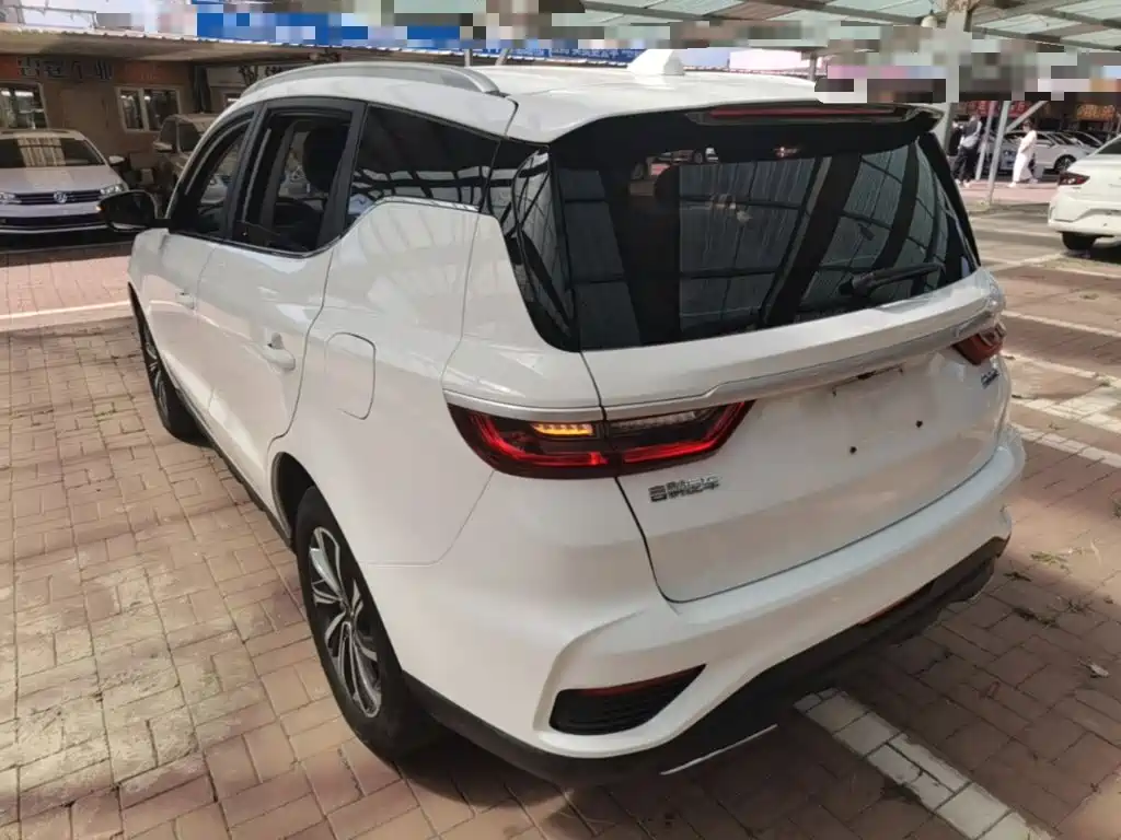 Geely Vision X6 — миниатюра 5