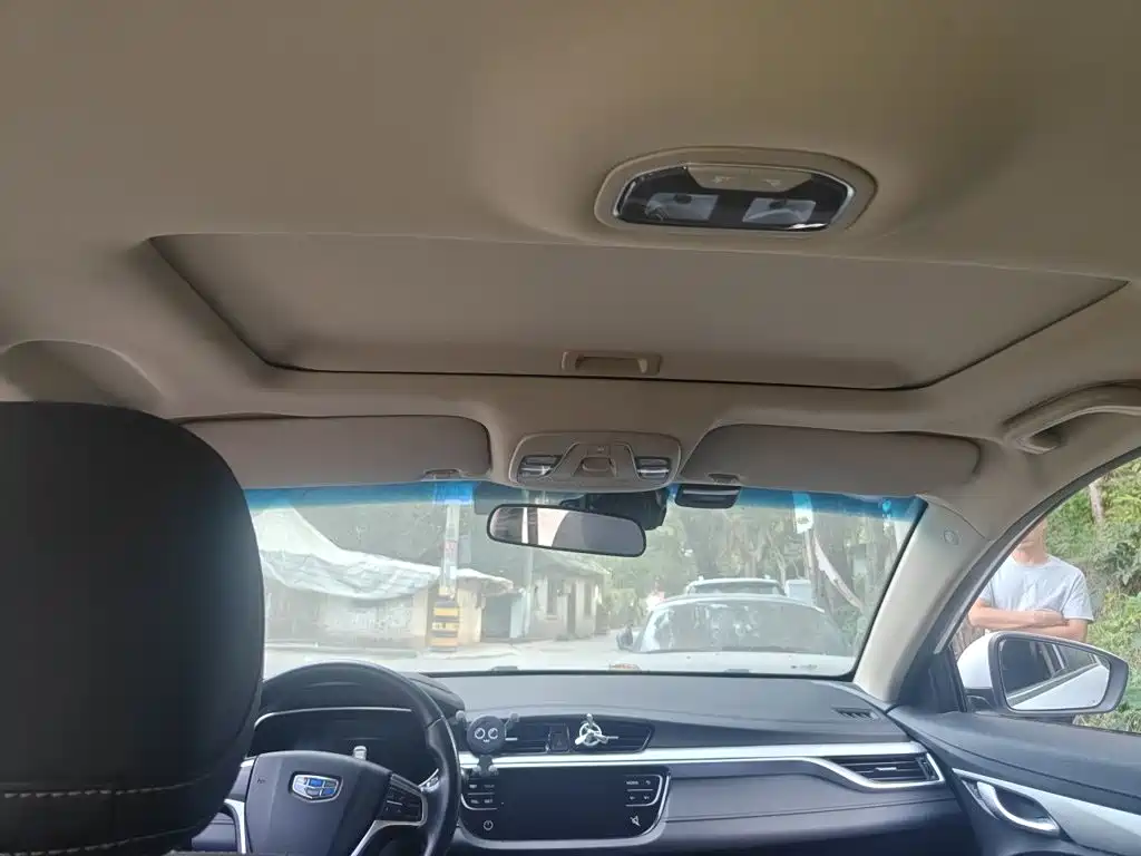Geely Emgrand — миниатюра 14