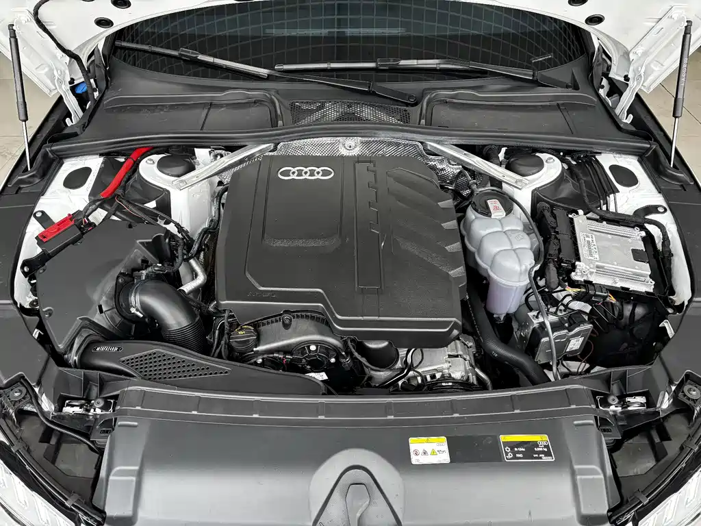 Audi A4L — миниатюра 32