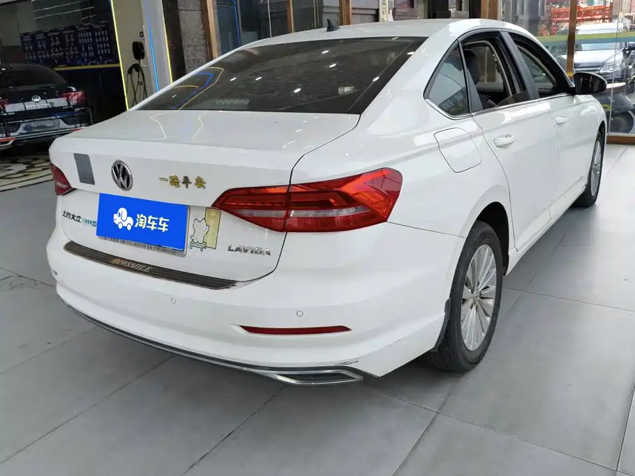 Volkswagen Lavida — миниатюра 3