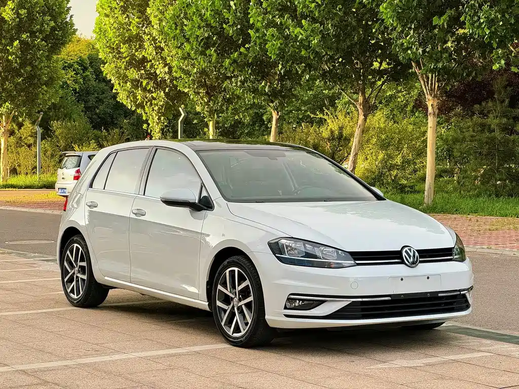 Volkswagen Golf — миниатюра 2