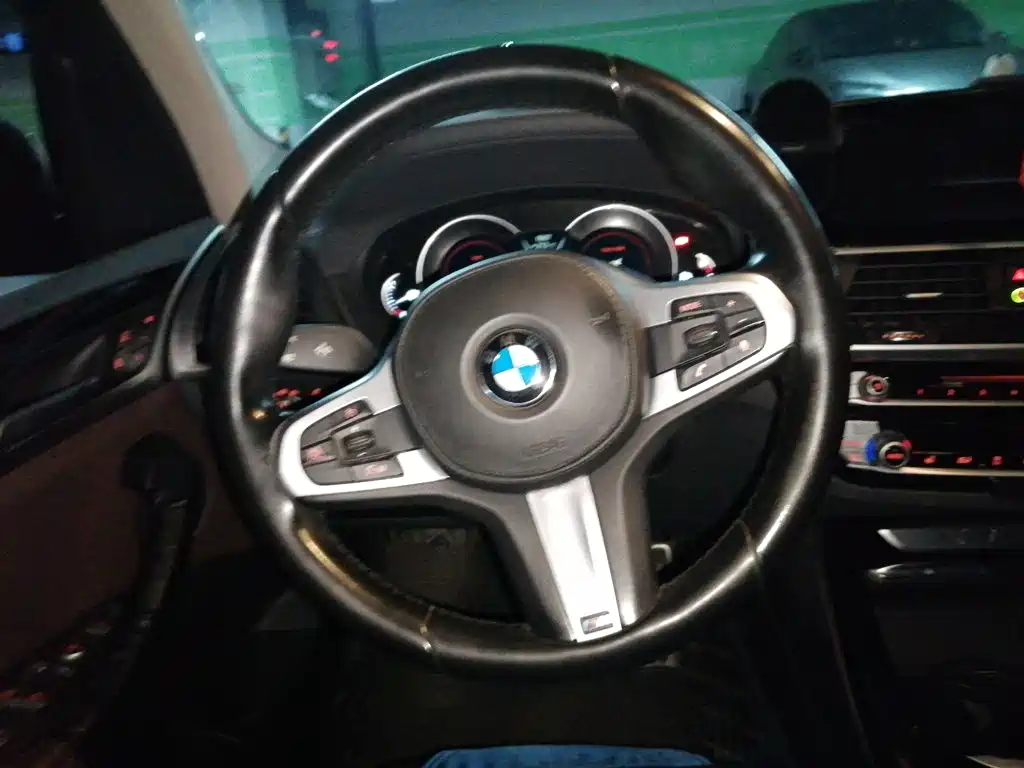BMW X3 — миниатюра 11