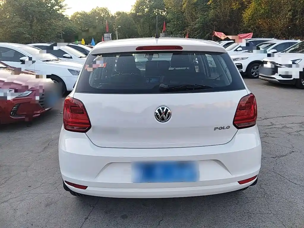 Volkswagen Polo — миниатюра 6