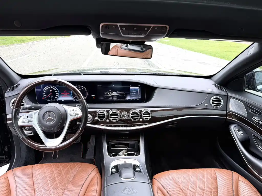 Mercedes-Benz S-Class — миниатюра 6