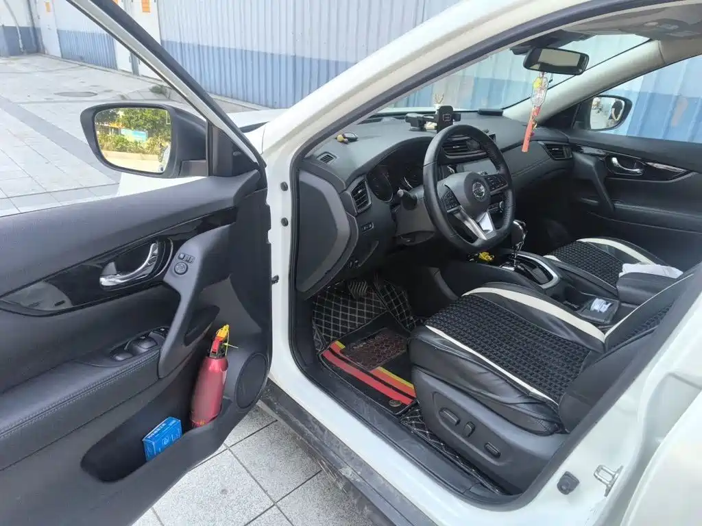 Nissan X-Trail — миниатюра 12