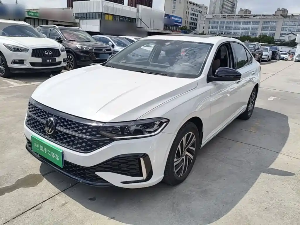Volkswagen Lavida — миниатюра 2