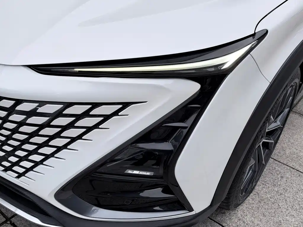 Changan UNI-T — миниатюра 5