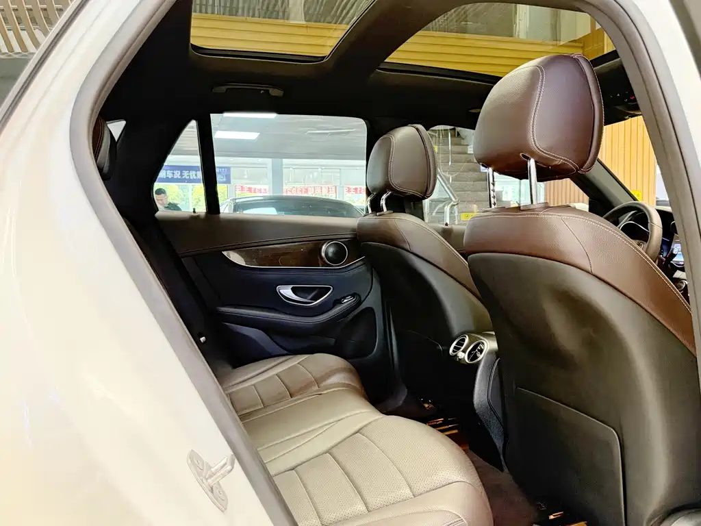 Mercedes-Benz GLC — миниатюра 22