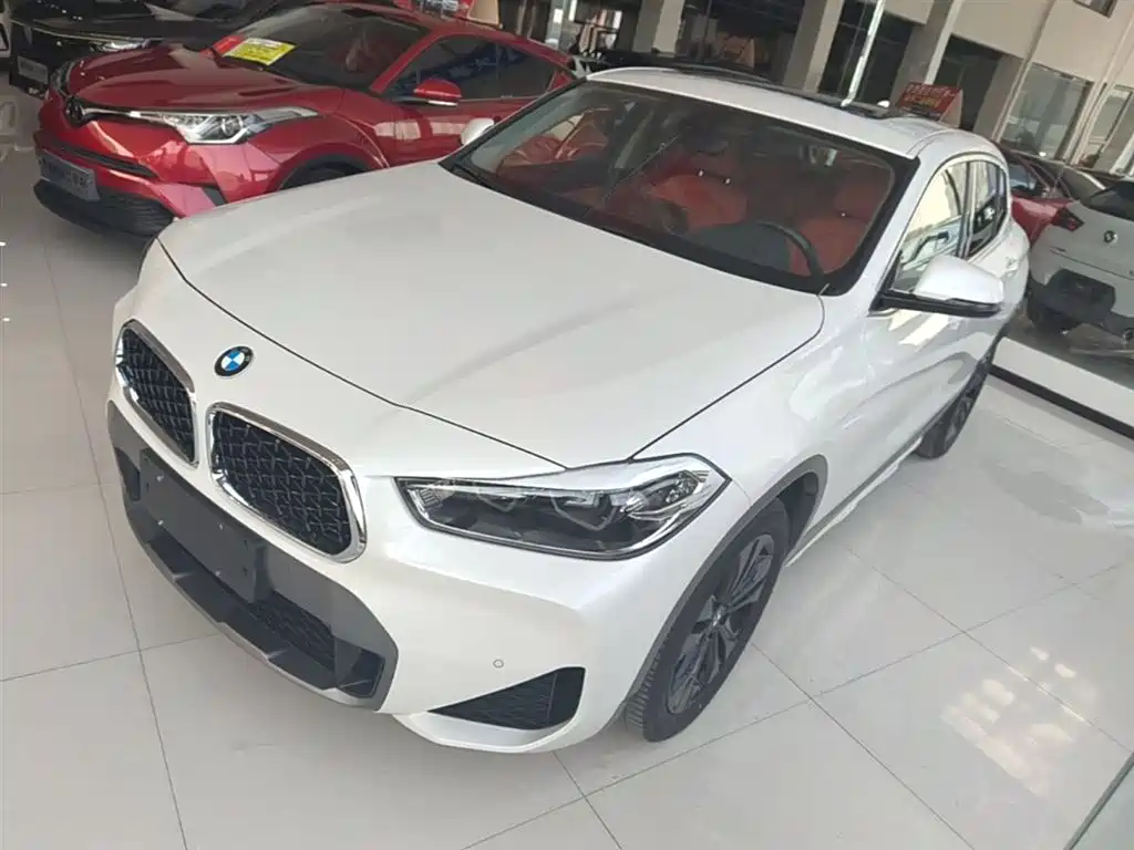 Купить BMW X2