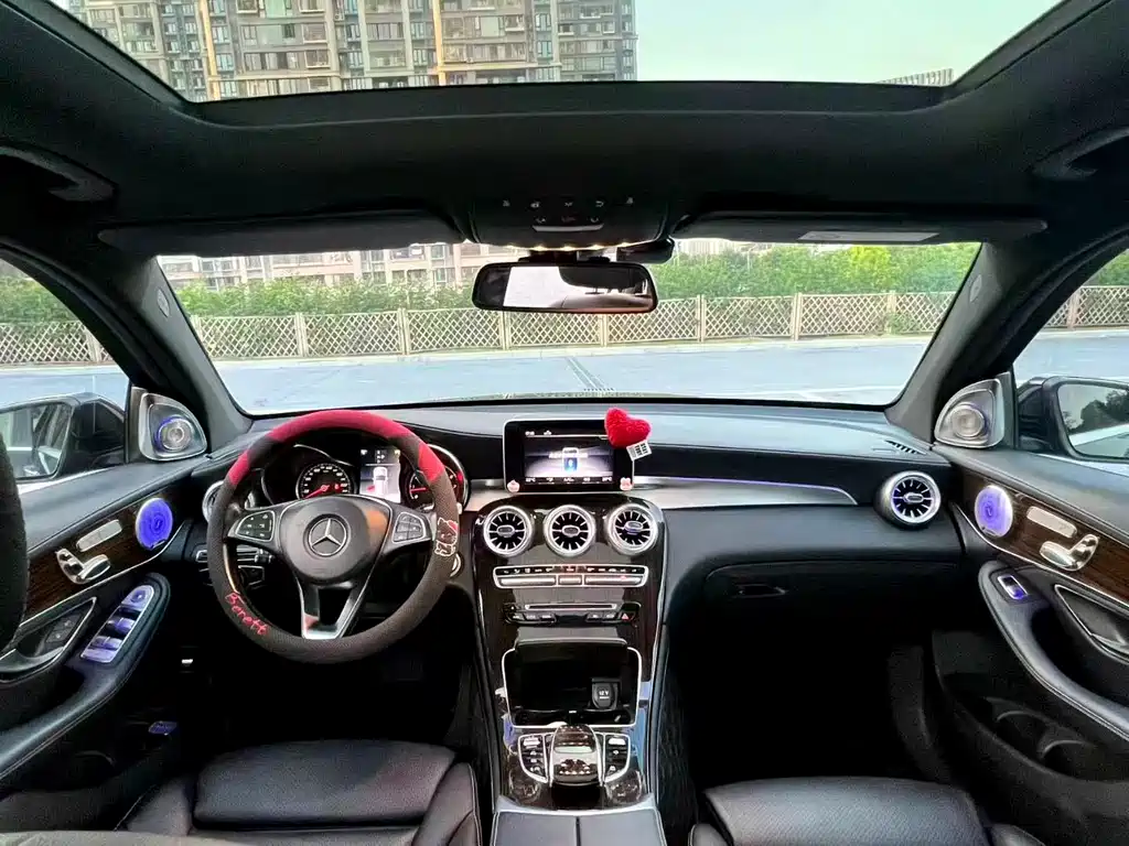Mercedes-Benz GLC — миниатюра 9
